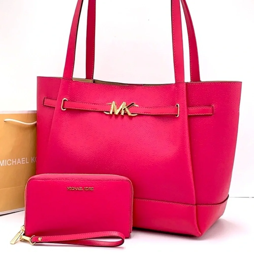 MICHAEL KORS Reed Large Leather Belted  Shoulder Bag & Multifunctional wallet